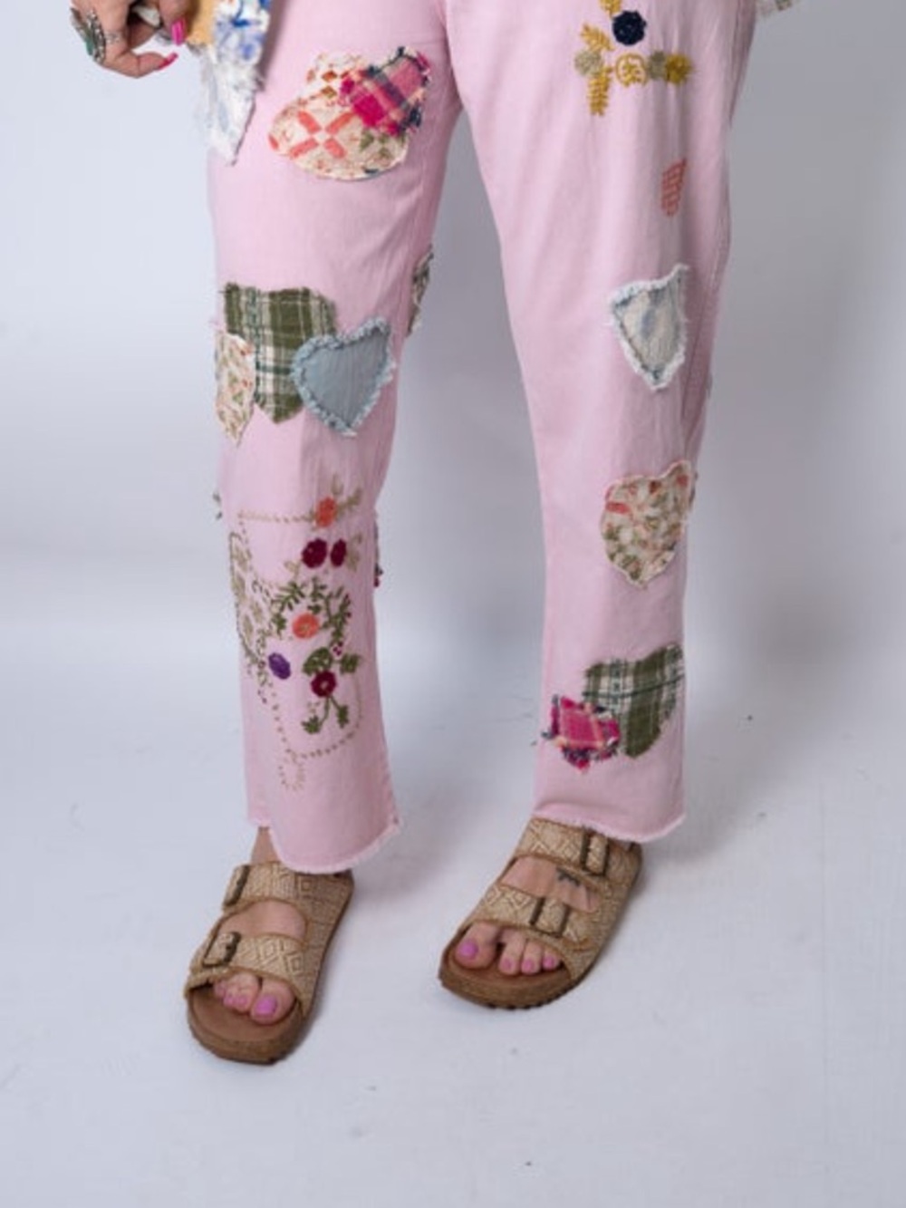 Embroidered Light Pink Boyfriend Jeans with Patchwork Hearts - Picture 5 of 5